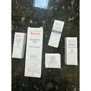 Avène Hydrance LIGHT Emulsion bundle